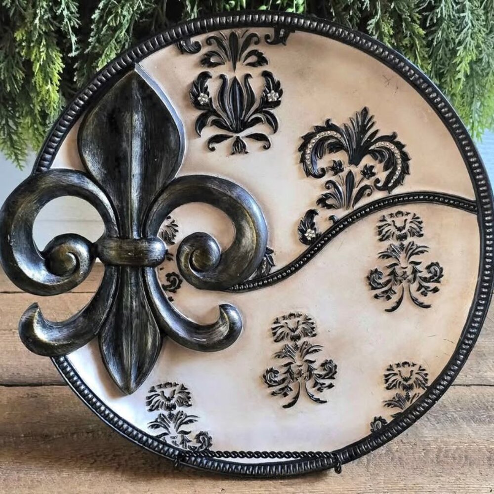 Huge Resin Ornate Fleur de Lis Plate & Metal Display Stand Paris Decor